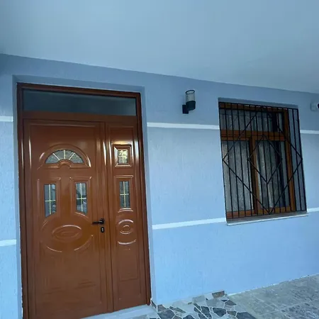 Saraci Room's Landhaus Gjirokastër